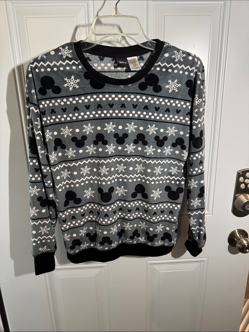 Disney Gray Black Mickey Snowflake Sweatshirt